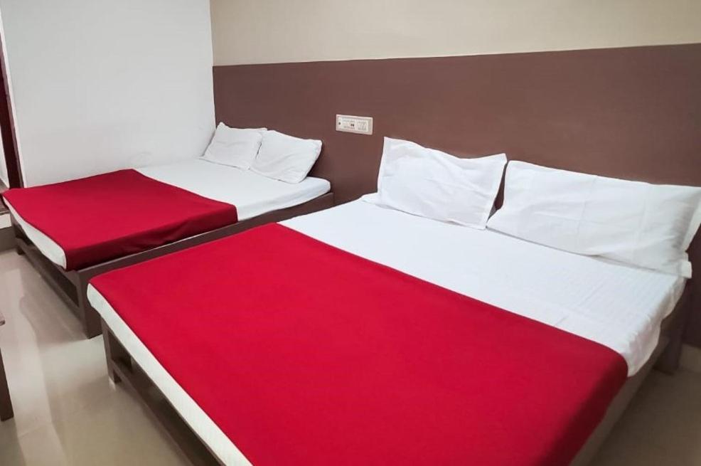 Royal Residency Hotel Kumbakonam Exterior photo